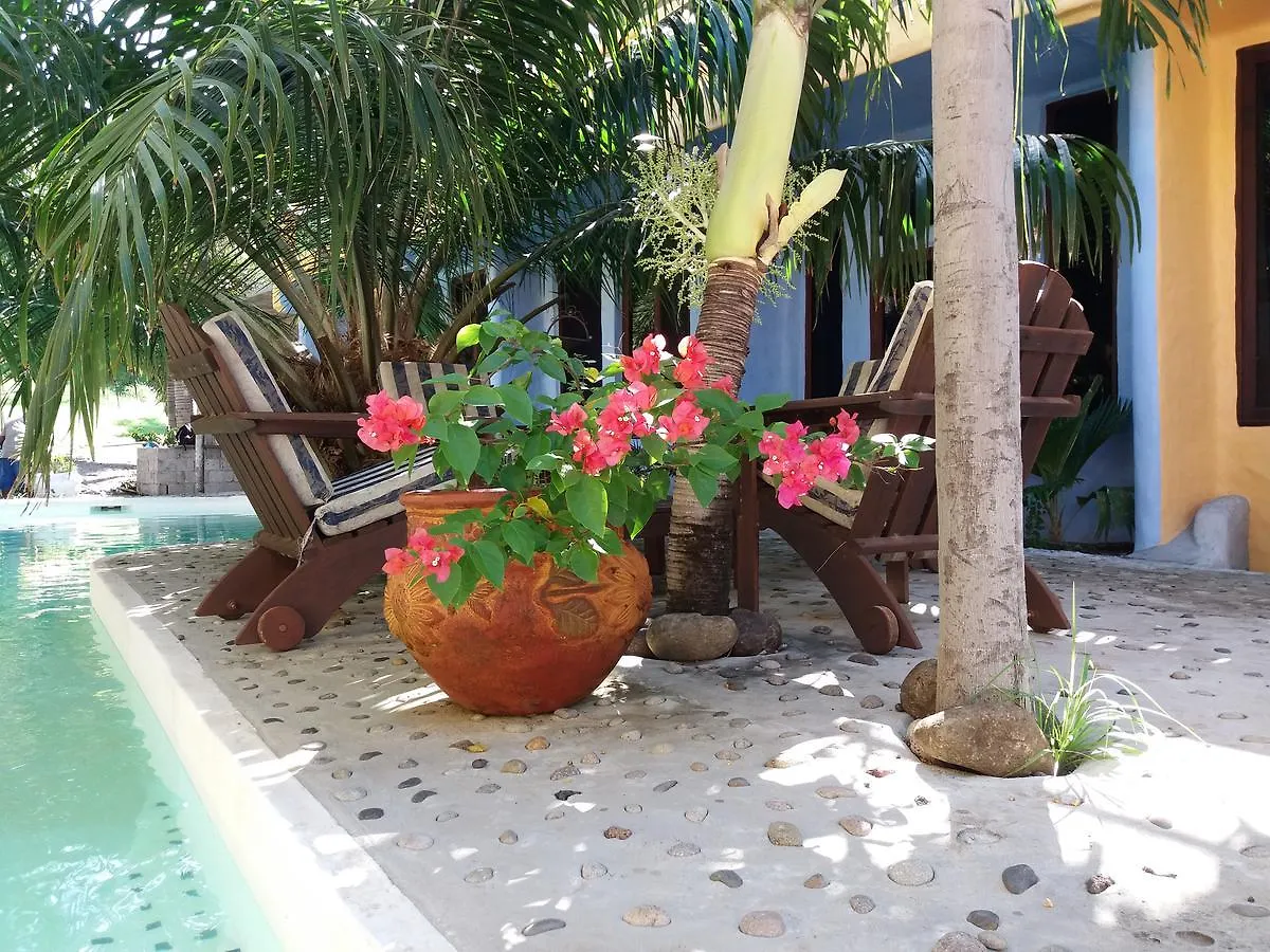 Condo Nautilo At Reef View Pavilions Lance aux Epines Bed & Breakfast