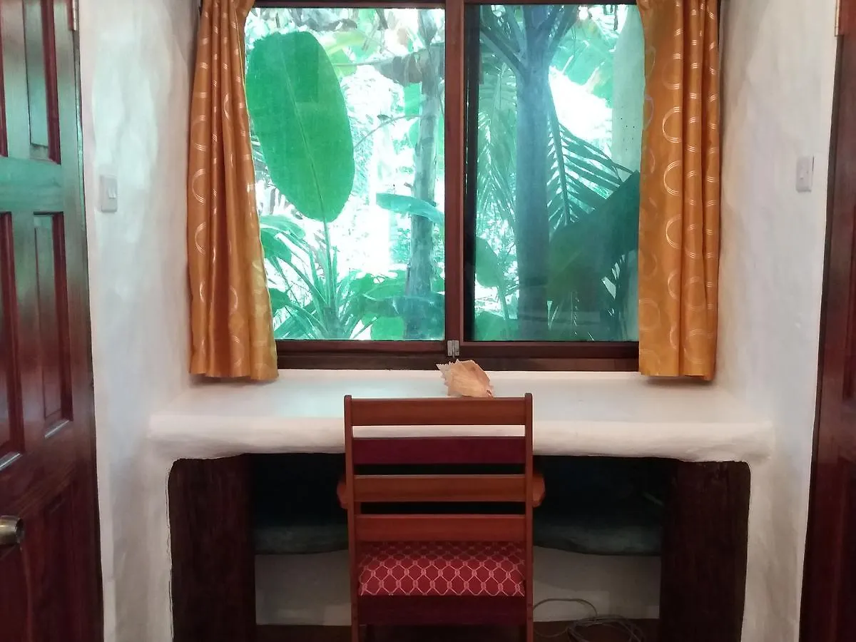 Bed & Breakfast Condo Nautilo At Reef View Pavilions Lance aux Epines